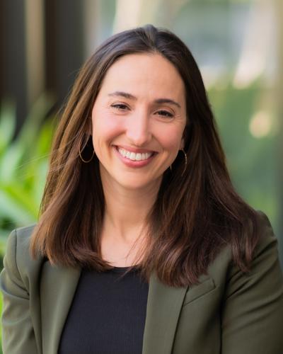 Kate Harrison, photo 1