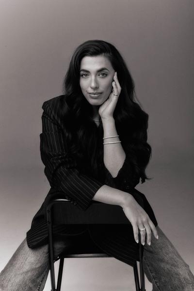 Alexandra Mann, photo 2