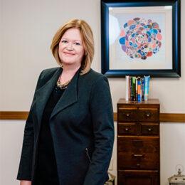 Tena Lawrence, photo 1