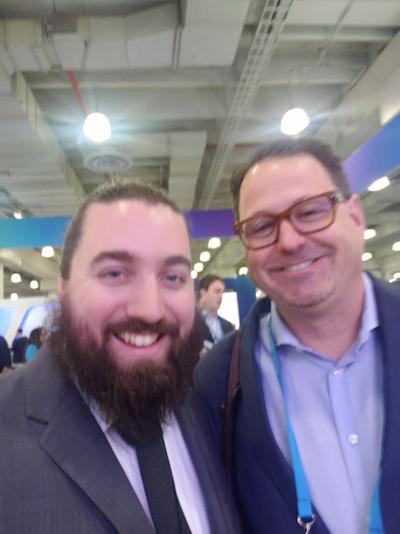 Cari Andrews, photo 1