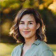 Moira Savage, photo 1