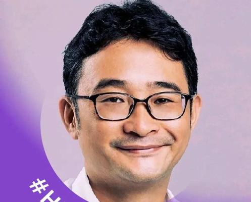 Nedved Yang, photo 1