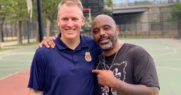 Syn Martinez, photo 2