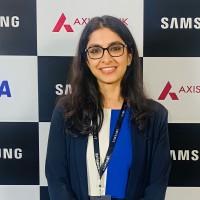 Malini Mansukhani, photo 1