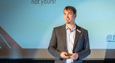 Michael Barton, photo 1