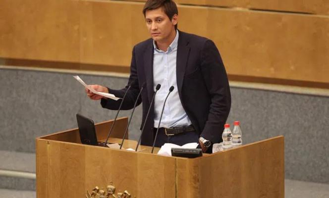 Dmitry Degteronak, photo 1