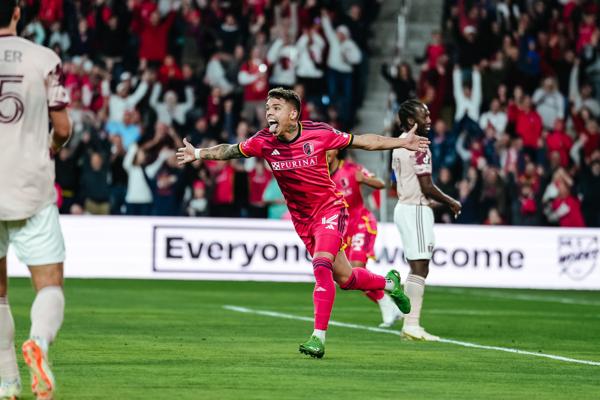 Tomas Pauluser, photo 2