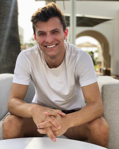 Cason Crane, photo 1