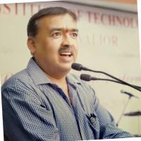 Manish Dixit, photo 1
