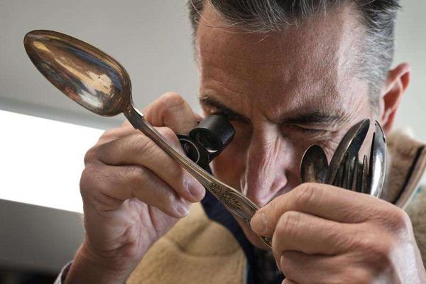 Nicholas Spoon, photo 2