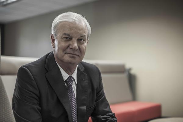 Bob Johnson, photo 1