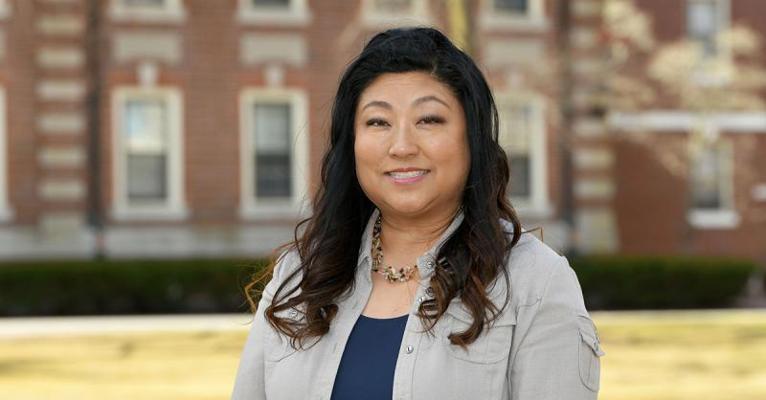 Janine Perry, photo 1