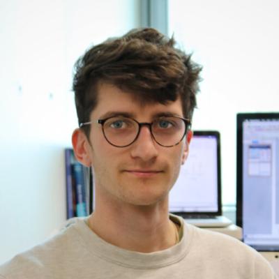 Oliver Skinner, photo 1