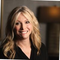 Holly Allen, photo 2