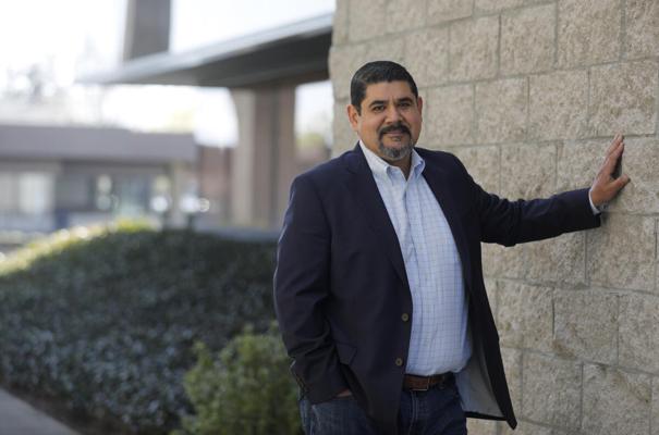 Oscar Chavez, photo 1