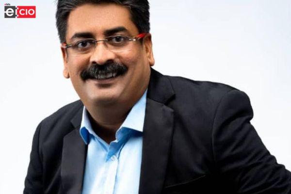 Dinesh Bhat, photo 1