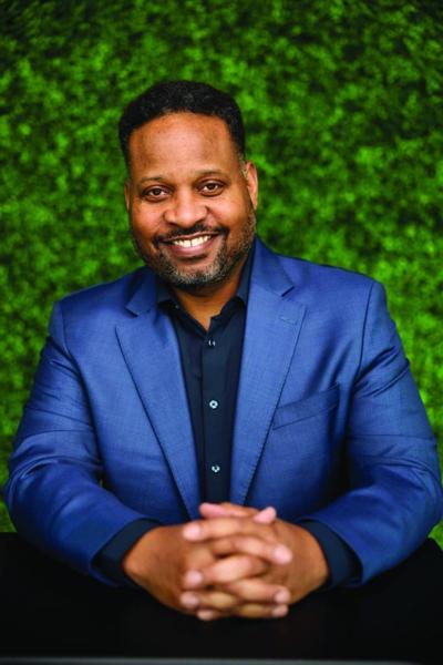 Stephen Thompson, photo 1