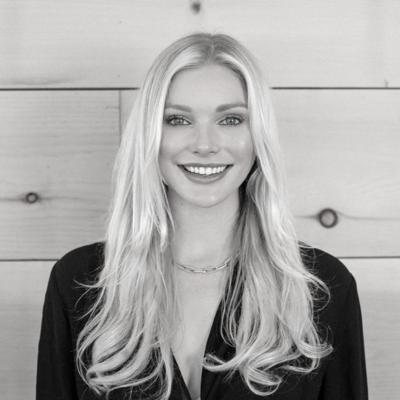 Kira Muller, photo 1