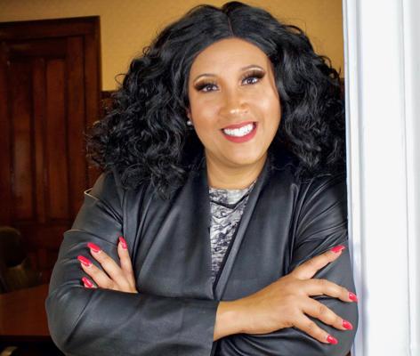 Angela Douglas, photo 2