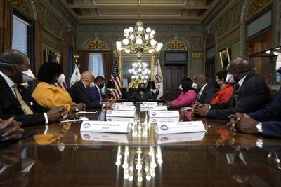 Nadia Roberts, photo 2