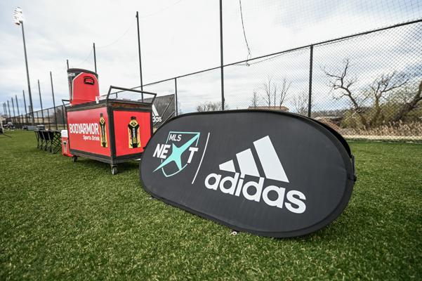 Logan Smith, photo 2