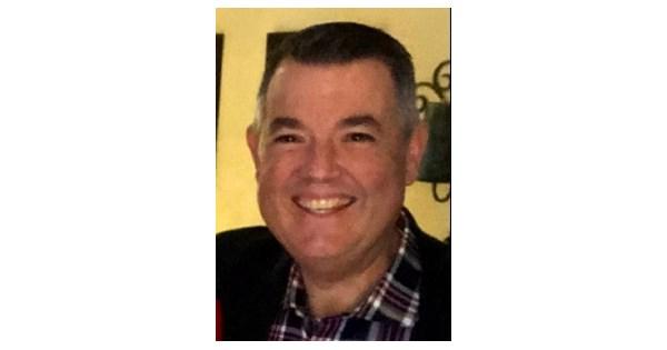 Chris Farrell, photo 1