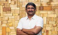 Vasudeva Varma, photo 1