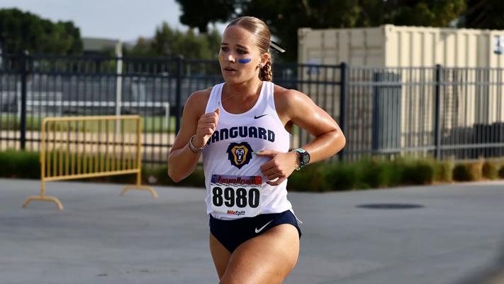 Katlyn Chaves, photo 2