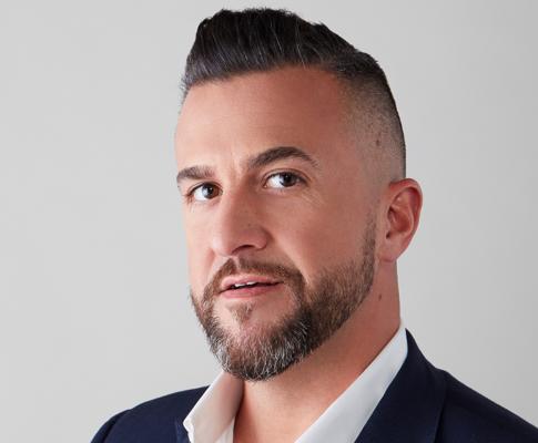 Steve Komoe, photo 2