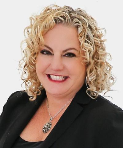 Jocelyn Burton, photo 1