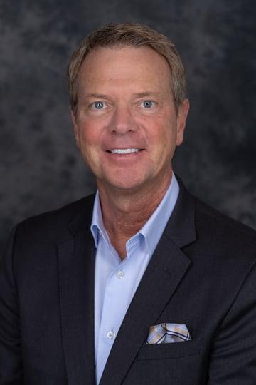 Michael Holton, photo 1