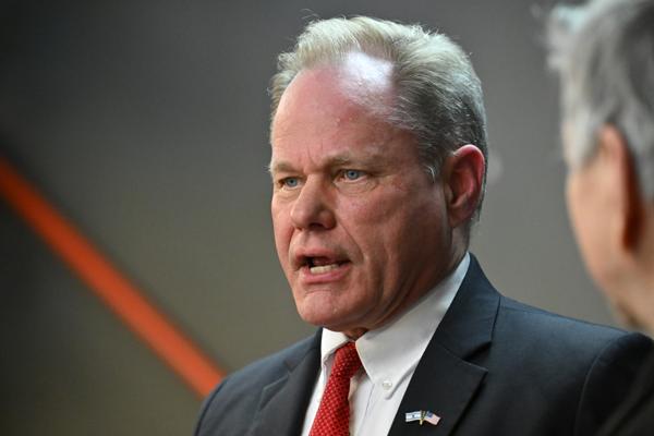 David Bronson, photo 1