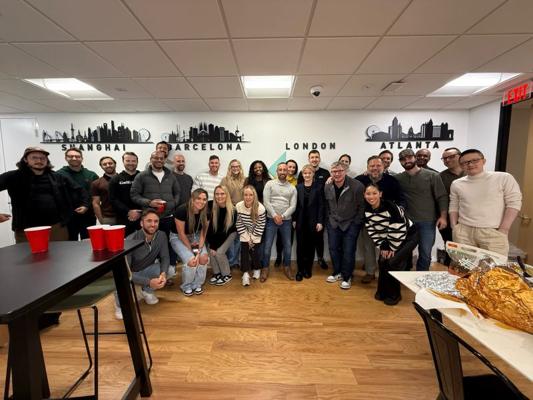 Peter Chiaro, photo 2