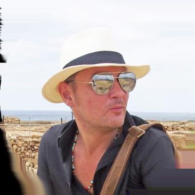 Jake Hamilton, photo 1