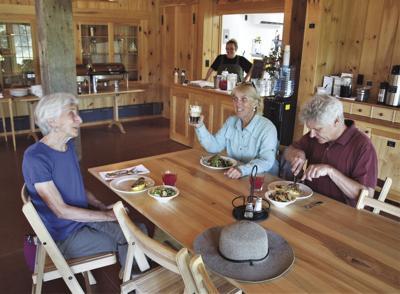 Kelly Tilton, photo 1