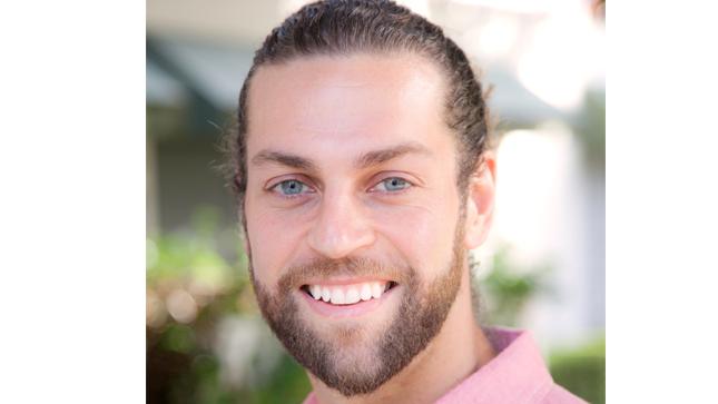 Zachary Servideo, photo 2