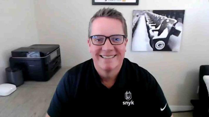 Mic McCully, photo 1