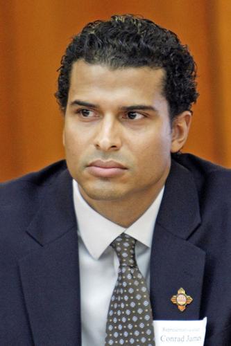 Steven Corrales, photo 2