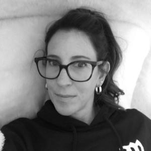 Lesley Onstott, photo 1