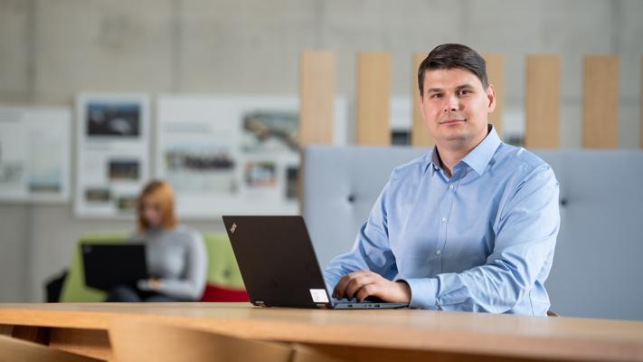 Evgeny Kharlamov, photo 1