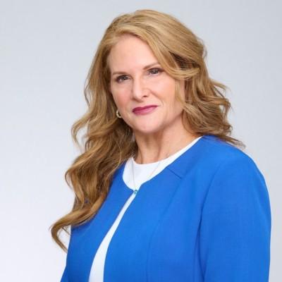 Kristen Caskey, photo 2