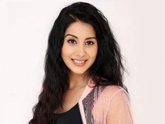 Simran Khanna, photo 2