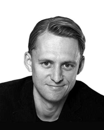 John Matthews, photo 1