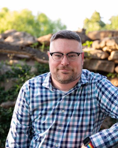 Timothy Shade, photo 1