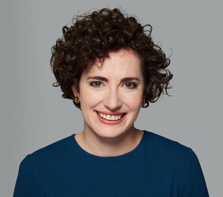 Julia Taylor, photo 1