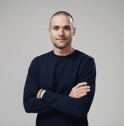 Brett Bivens, photo 1