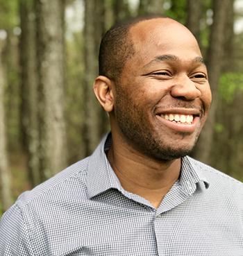 Hogan Bassey, photo 2