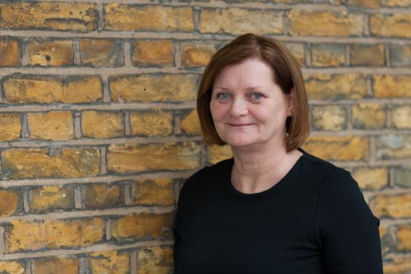 Dee Sissons, photo 2