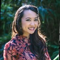 Stephanie Chang, photo 1