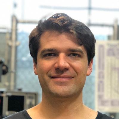 Blake Sessions, photo 1